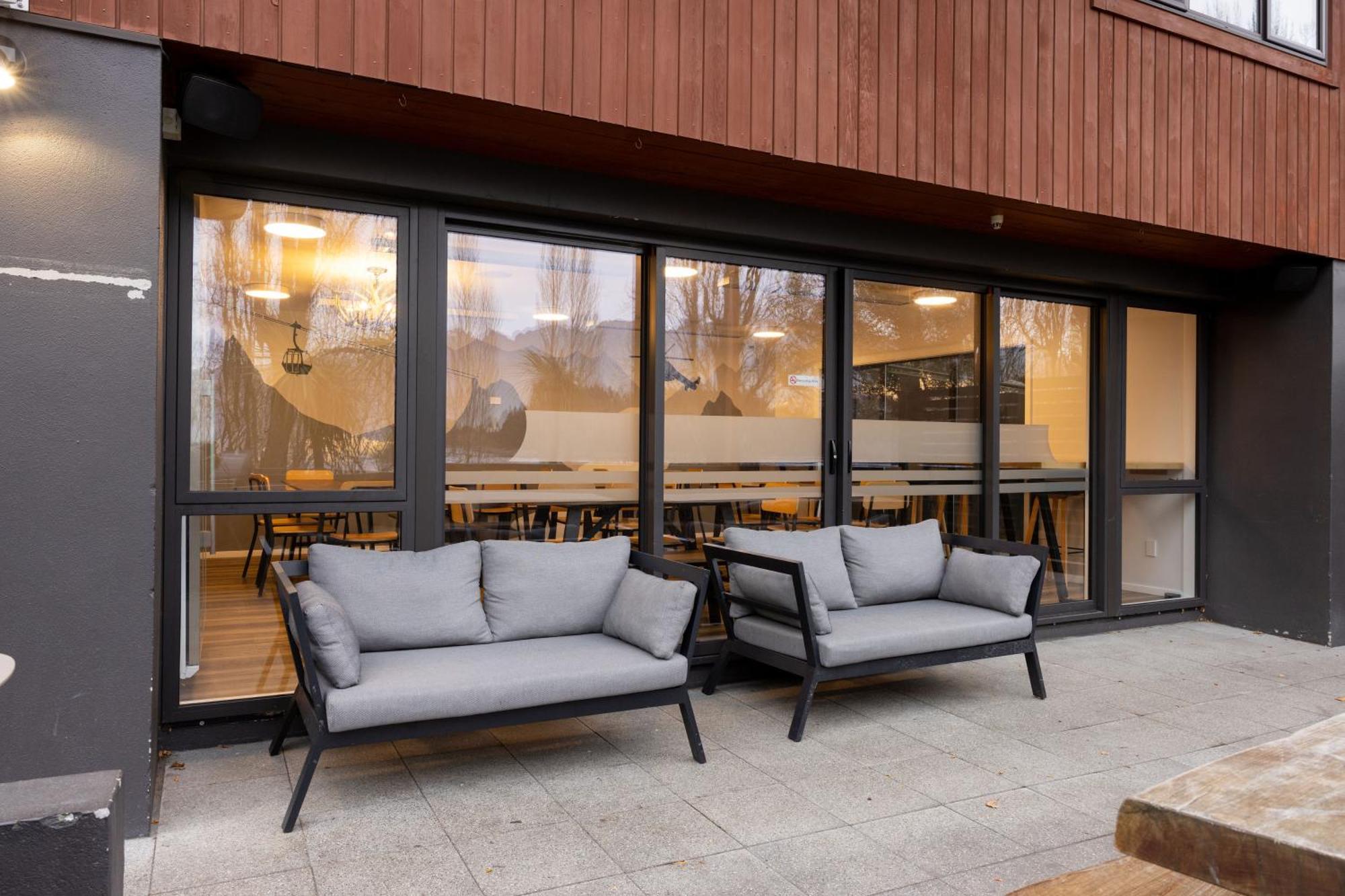 Haka House Queenstown Lakefront Ngoại thất bức ảnh
