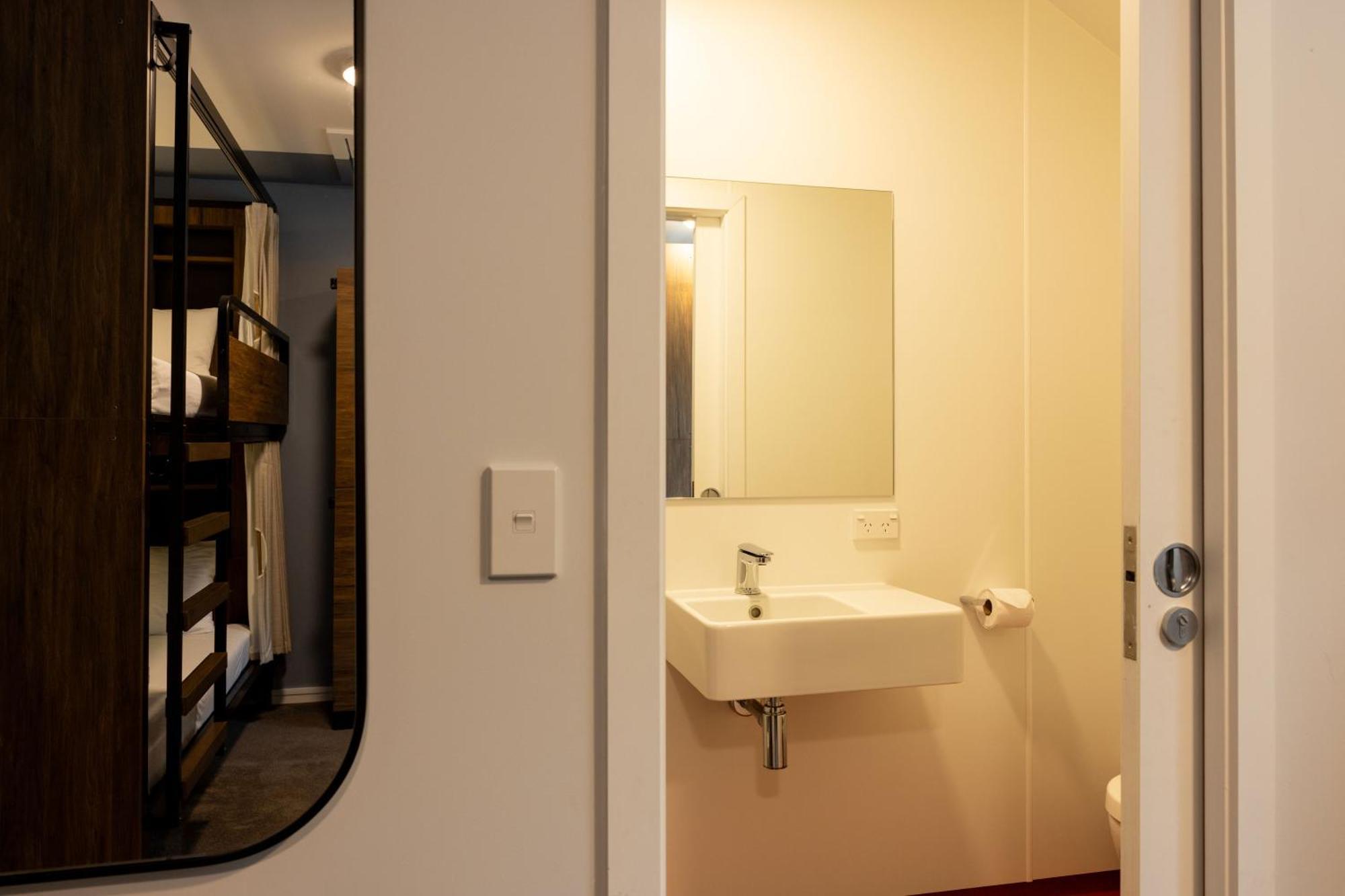 Haka House Queenstown Lakefront Phòng bức ảnh