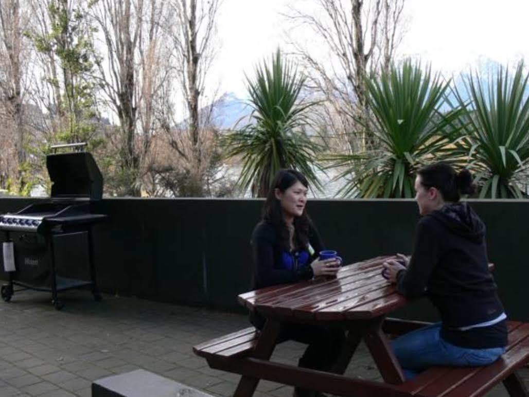 Haka House Queenstown Lakefront Ngoại thất bức ảnh